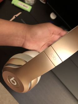 Beats Solo Wireless - Gold