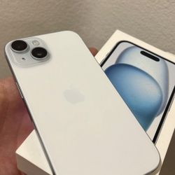 Apple iPhone 15 Unlocked 128gb No Sim Restrictions 10/10 Condition Light Blue Color