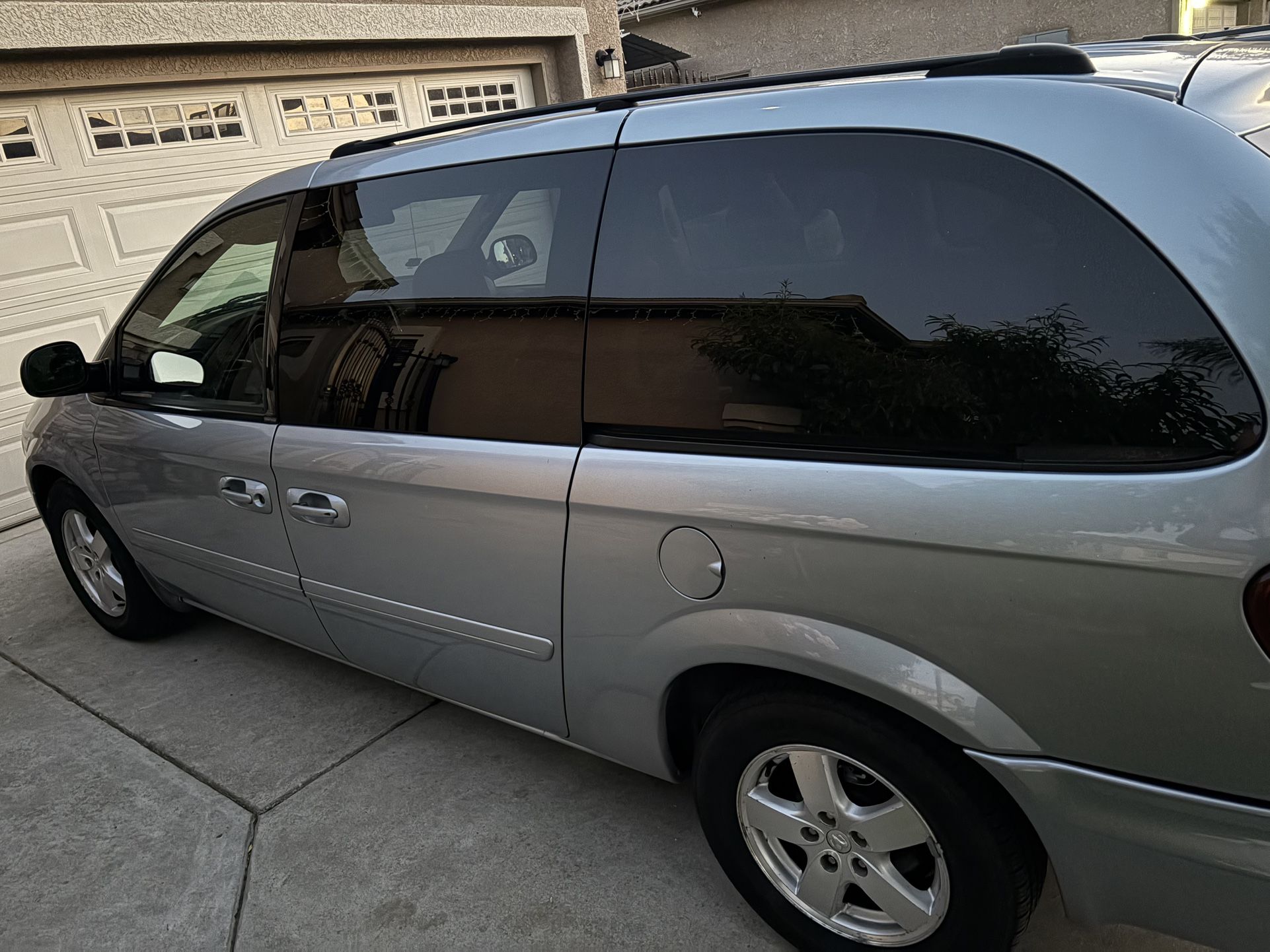 2005 Dodge Caravan/Grand Caravan