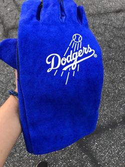 Dodgers BBQ glove