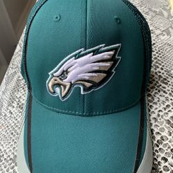 Philadelphia Eagles NFL Team Apparel Reebok Hat Ball Cap Size S/M, BNWT! Sharp!