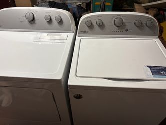 WASHER AND DRYER WORKS GREAT CAN DELIVER