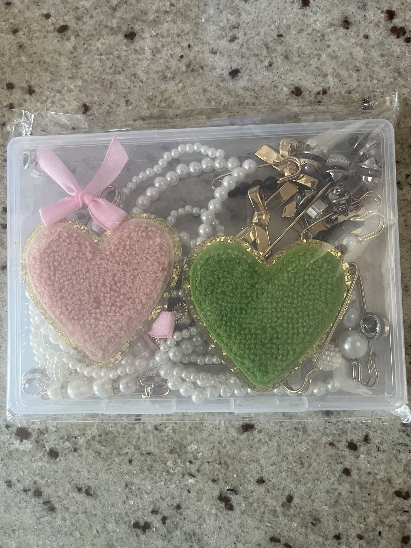 32-Piece Shoe Charms – Bling for Sneakers, Clothes, Hats & Socks ✨👟🎀