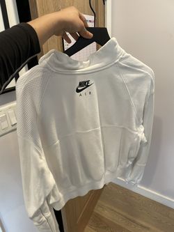Nike White Cropped Jackets