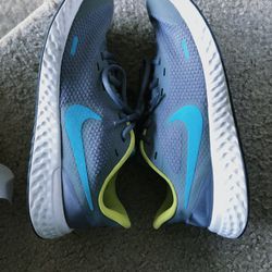Nike Big Boys Running Shoes Size 7Y 