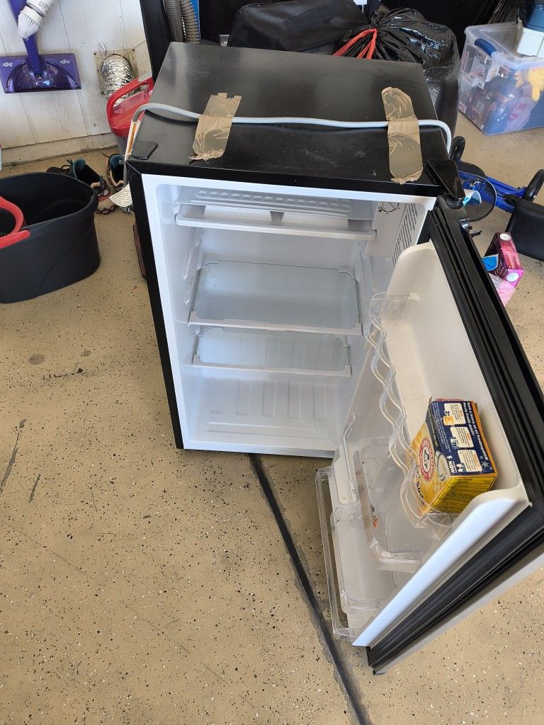 Mini Fridge