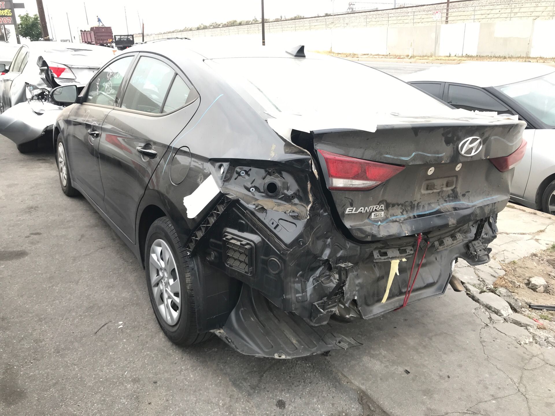 2017 hyundai Elantra parting out