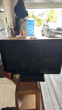 42 inch Panasonic TV