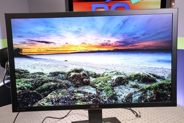 ASUS 32 inch PC monitor 4K IGZO PQ321
