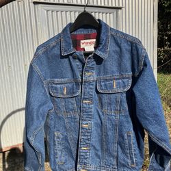 Wrangler Flannel Jean Jacket Size Large 