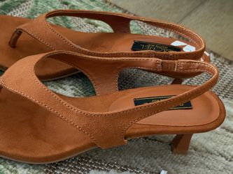 Brown kitten heels