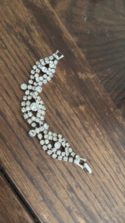 VintageSilver Rhinestone Statement Bracelet