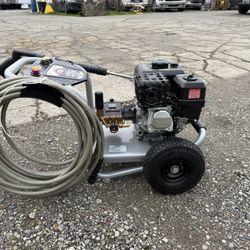 Simpson 3700 Psi Pressure Washer