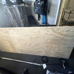 Plywood  3’ X 8’