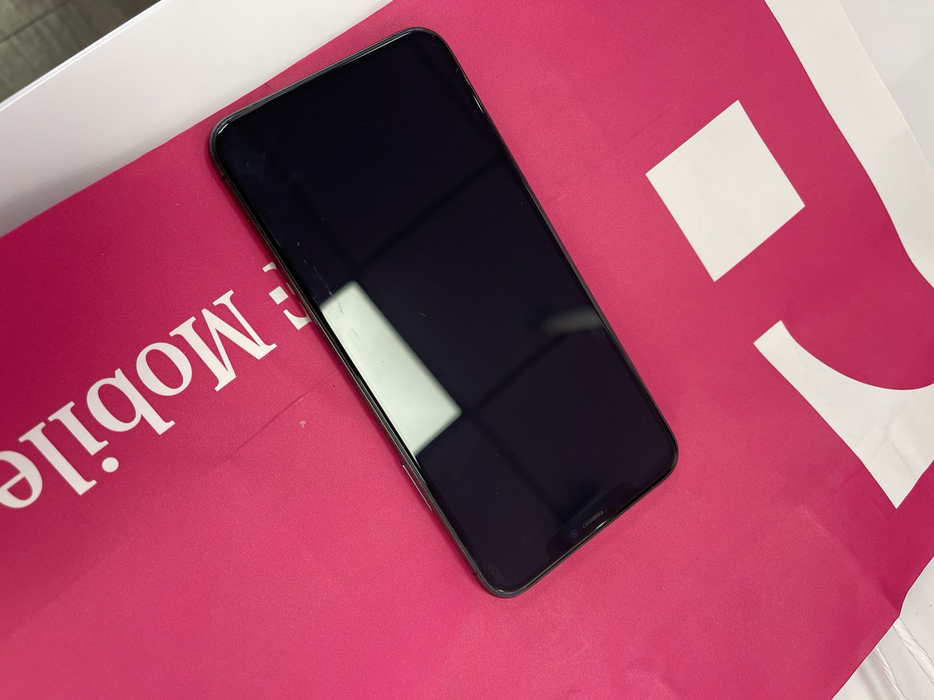 Apple iPhone 11 Pro Max T-mobile unlocked 256g