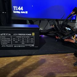 APEVIA 600W power supply comes with power cable