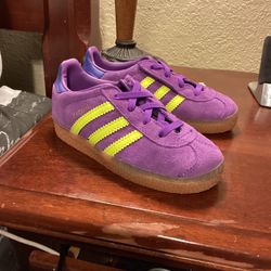  Adidas Girls Gazelles