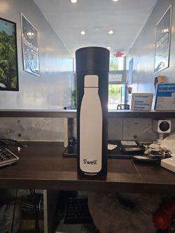 NEW S’well 25oz 750ml Stainless Steel Insulated Water Bottle Silver w/ Tube