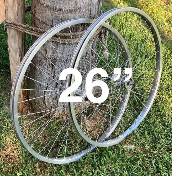 Vintage BMX , Araya , SR Hubs , ACS , Alloy , Aluminum, Made In Japan, Adult Size , Spin Straight , Located In LaHabra Ca