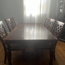 Table With Chairs 