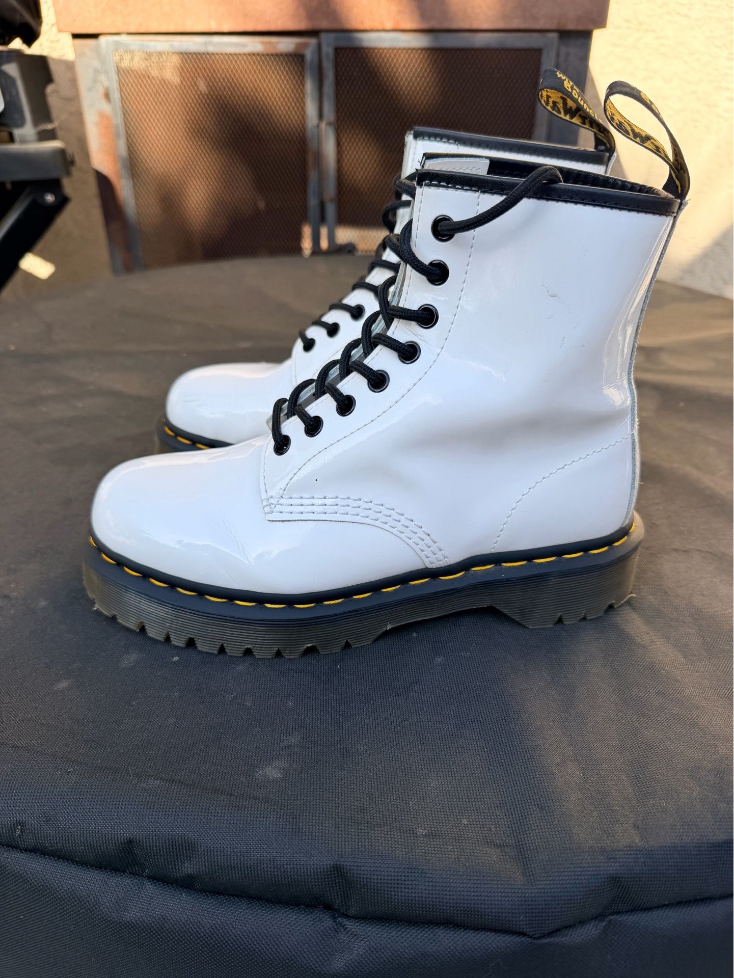 Dr. Martens 1460 lace boots
