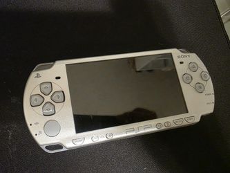 Playstation Psp 2000 Silver Video Game Console Parts Console