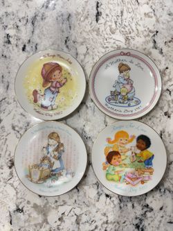 Vintage Mother’s Day Collectible Plates