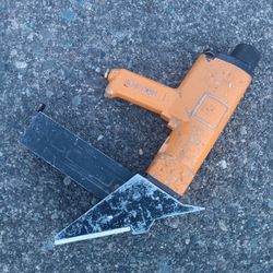 Bostich Flooring Stapler Fair Condition. For Pick Up Fremont Seattle. No Low Ball Offers Please. No Trades 