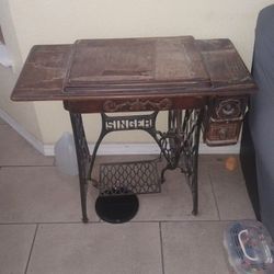 Antique Sewing machine 
