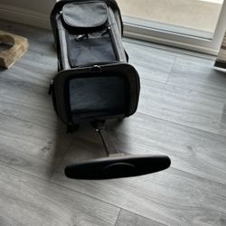 Rolling pet Carrier