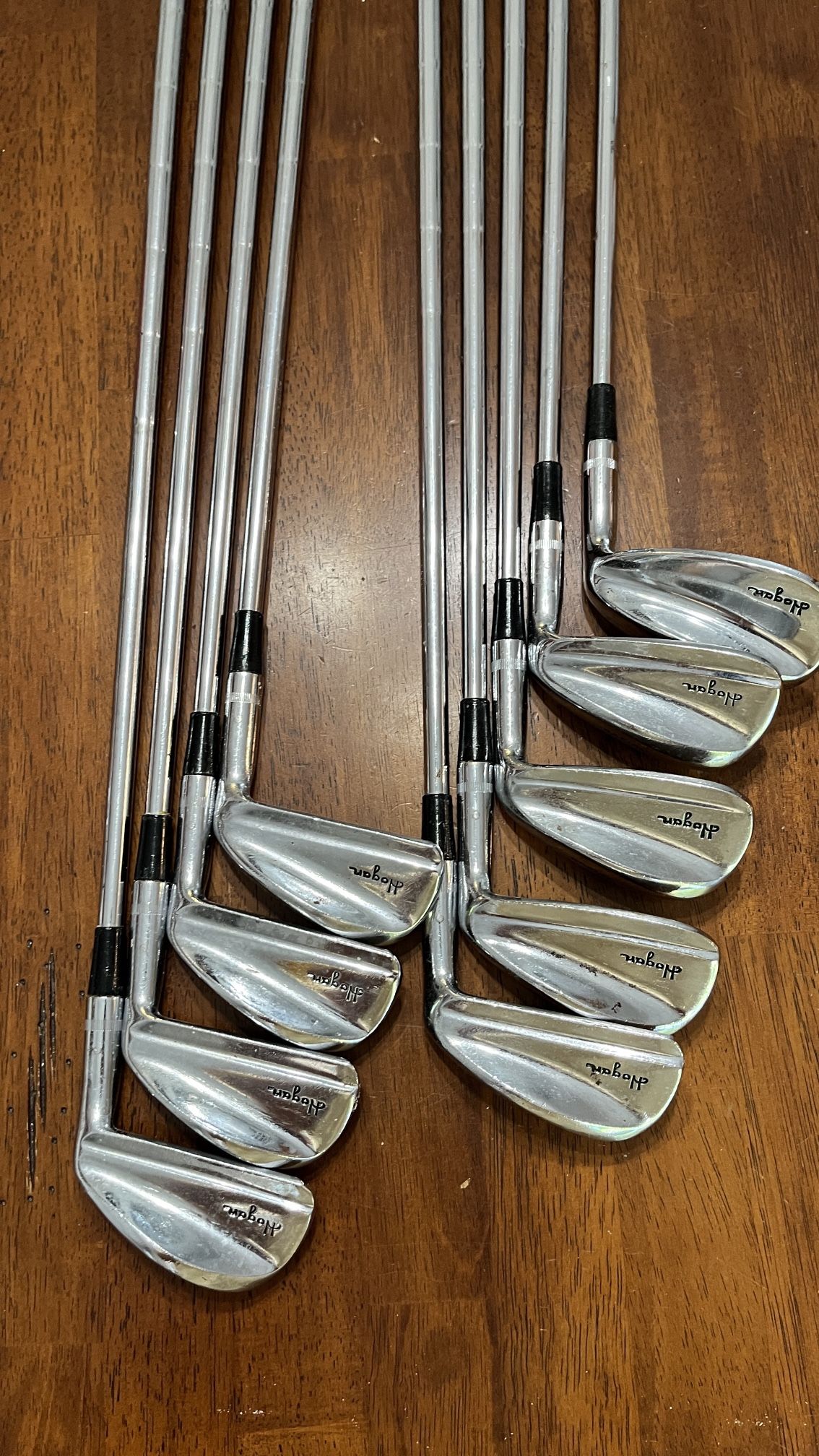 Hogan Radial Golf Iron Set - RH