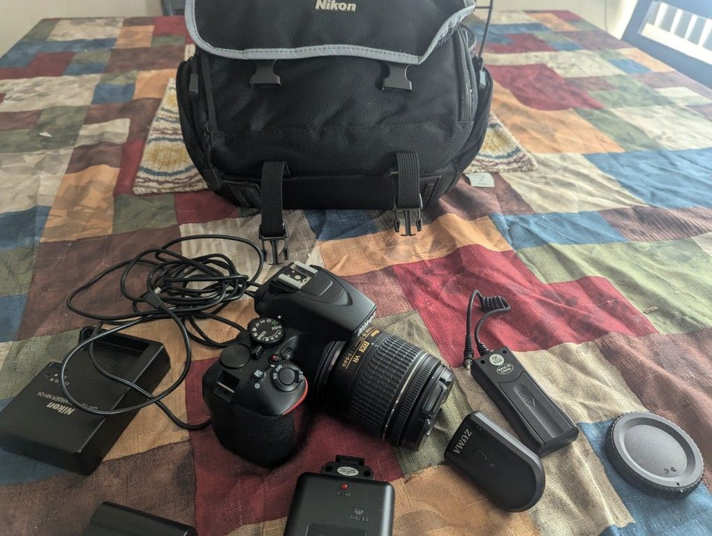 Nikon Camera D3500