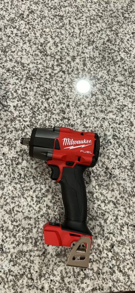 1/2 Mid- Torque Impact Wrench w/ Friction Ring 