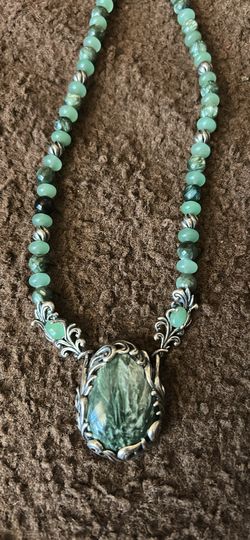 Collar. Con. Piedra. Real