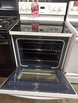 SALE- New Samsung glass top convection oven electric range with 6 months warranty
