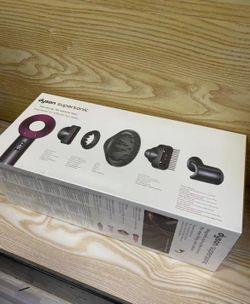 Dyson Supersonic  Hair Dryer HD07 -  Fuchsia  SEALED