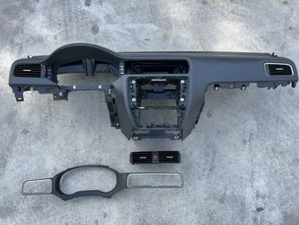 Volkswagen MK6 Jetta Dashboard