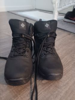 COLONBIA size 9,5