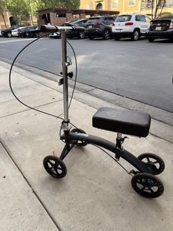Knee Scooter with Hand Brakes