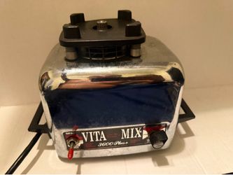 Vitamix 3600 Plus Blender Stainless Steel for Parts Read Description First