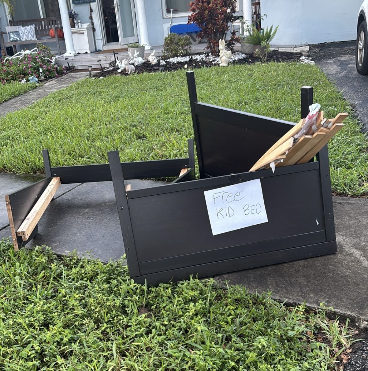 IKEA Free Kid Bed. 3 Size.