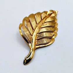 Gold Lead Brooch/Clip On/Pin/ Pendant 