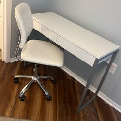White Desk And Chair