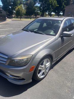 2011 Mercedes-Benz C-Class