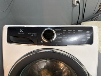 Electrolux Front Load Washer 4.5 cuft