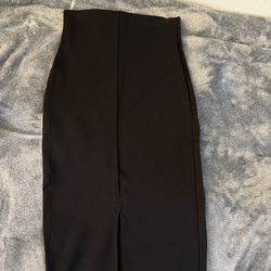 Windsor Fitted Midi Skirt