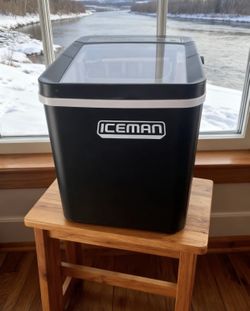 Iceman Dual Size Compact Ice Machine