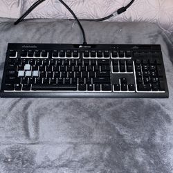 CORSAIR GAMING KEYBOARD 