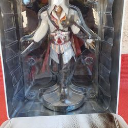 Assassins Creed ll Statue