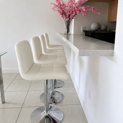 Barstool set of 4 (New in the box)
